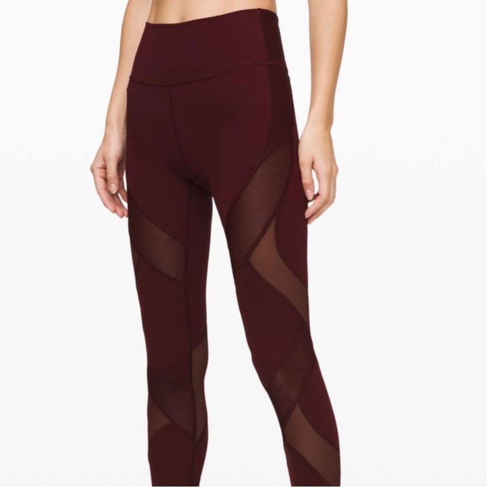 Lululemon Wunder Under High Rise, Mesh Panel, Full Length Leggings in Burgundy